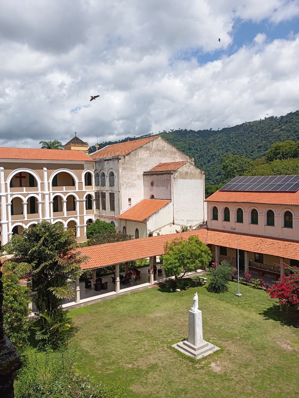 WhatsApp Image 2025-05-05 at 19.54.40(2).jpeg